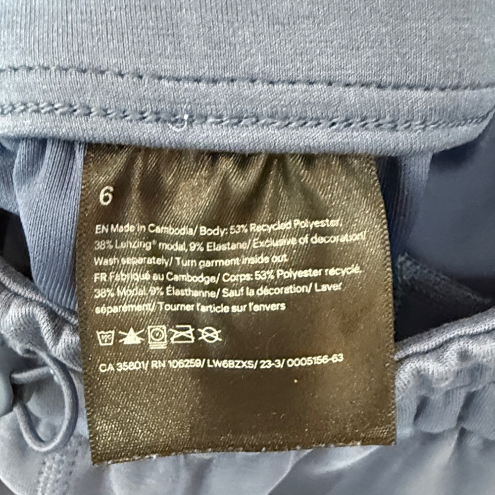 Lululemon Women’s High Waist Cropped Softreme Pants - Picture 8 of 10